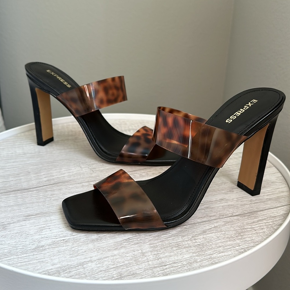 Express Mule Sandals